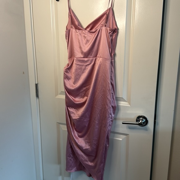 HTZMO NWT Satin Slip Dress Cowl Neck Backless Ruched Bodycon Sexy Club M… - Picture 12 of 14